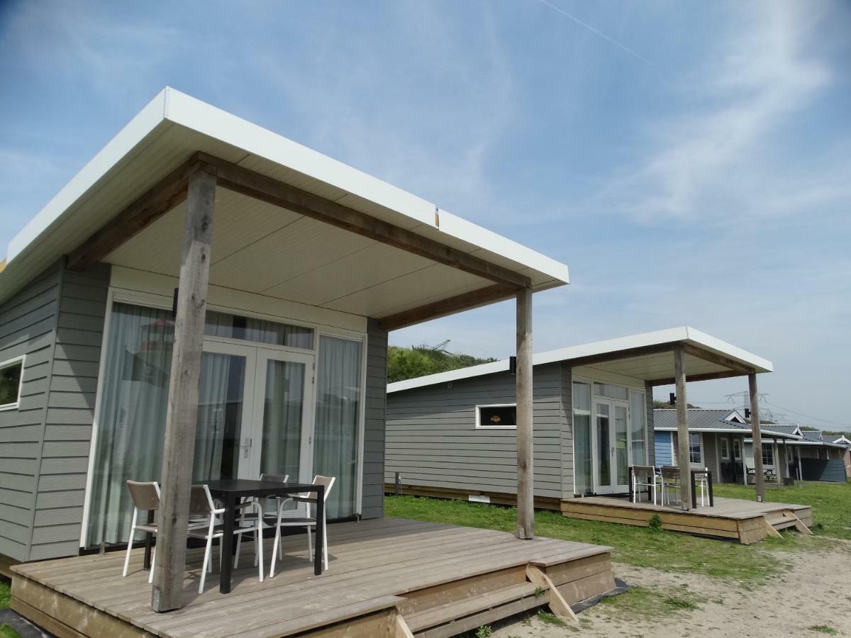 Beach Lodges Oostvoorne Exterior photo